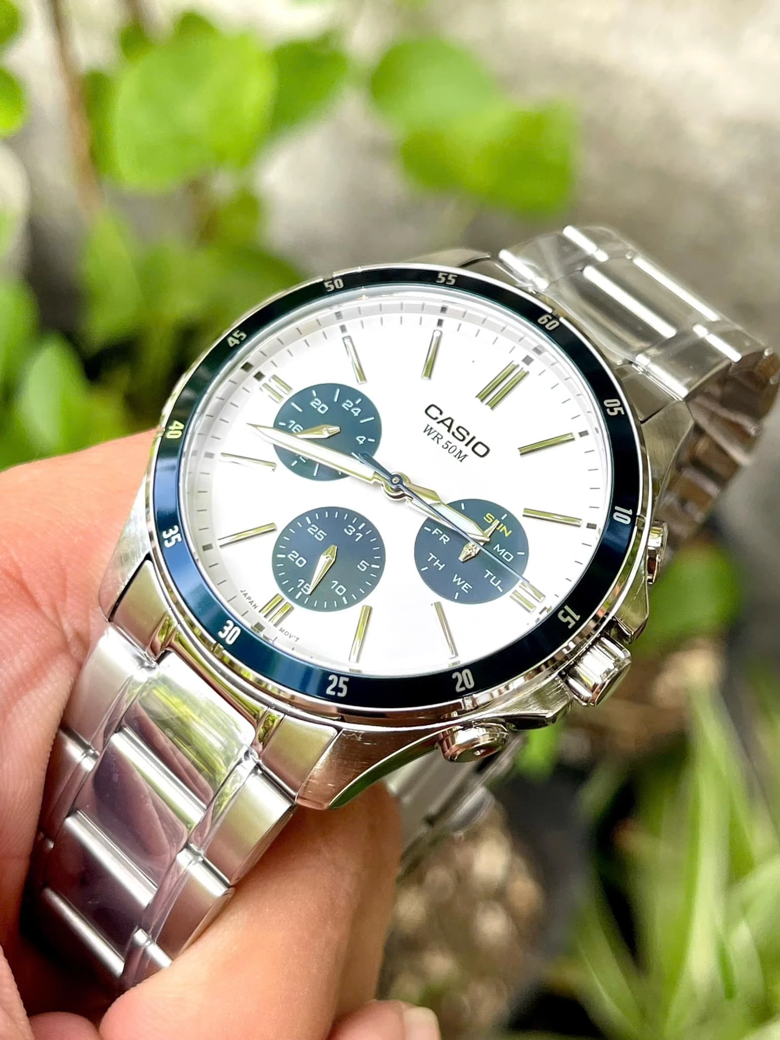 montre classique homme casio mtp 1374d 7a2vdf – acier inoxydable, bracelet métal, cadran blanc, Étanche – bleu gris