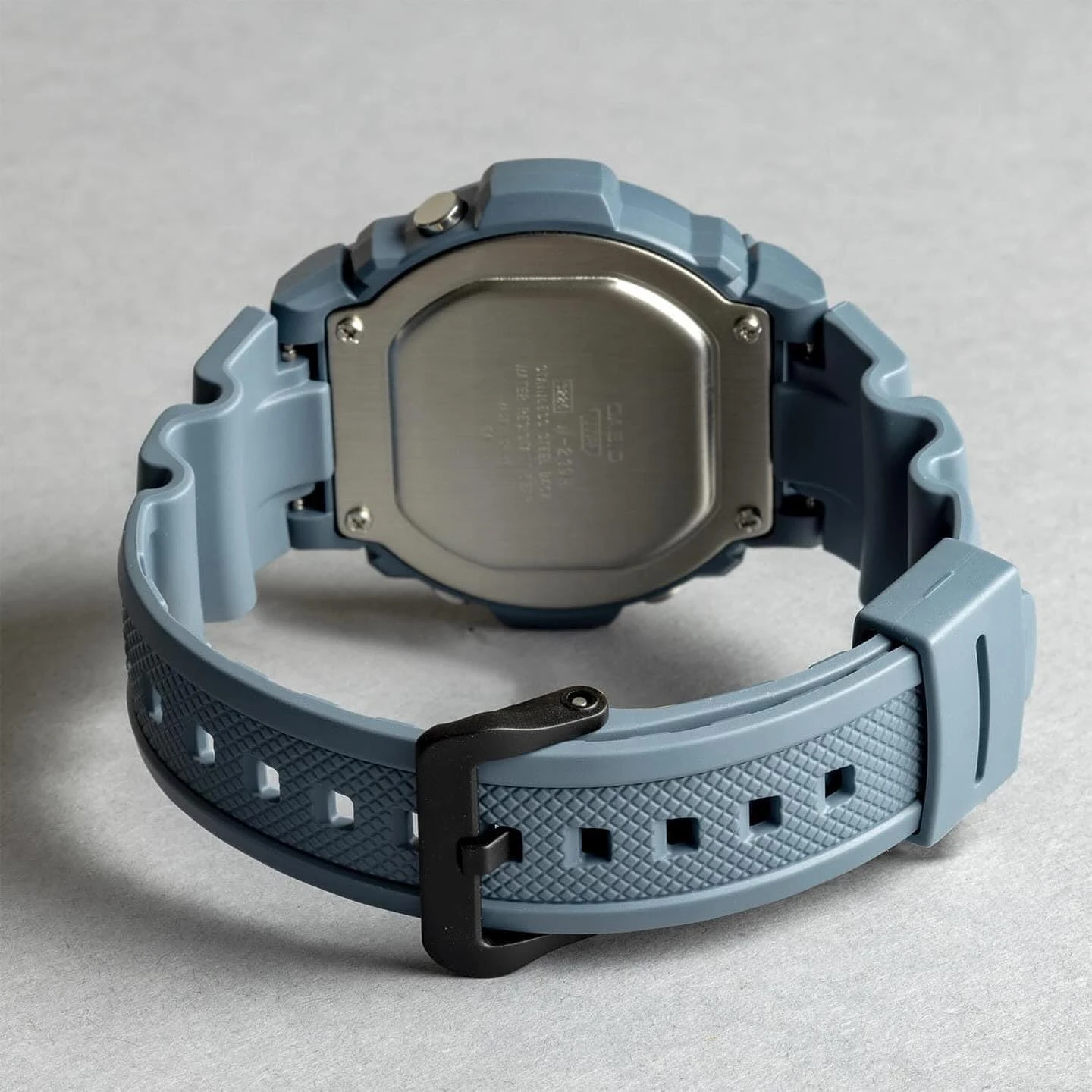 montre-homme-casio-w-219hc-2bvdf-bracelet-en-resine-bleu-affichage-numerique-resistant-a-leau-w-219hc-2bvdf