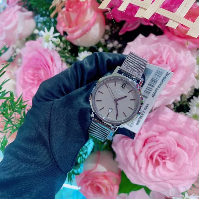 Montre Femme Casio Sheen - SHE-4554GYM-8AUDF - Bracelet en Maille Milanaise Noir - Affichage analogique - Résistant à l'eau - Verre Saphir