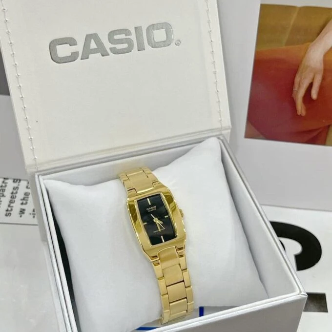 Montre CASIO Femme - LTP-1165N-1CRDF - Bracelet Dorée En Acier Inoxydable - Résistante à l'eau - 12 Mois De Garantie