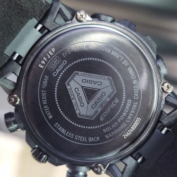 Montre Solaire Homme Casio EFS-S640ZE-1ADR – Chronographe Robuste, Boîtier Carbone/Acier/Aluminium, Verre Saphir Antireflet, Bracelet Alcantara, Etanche 100m