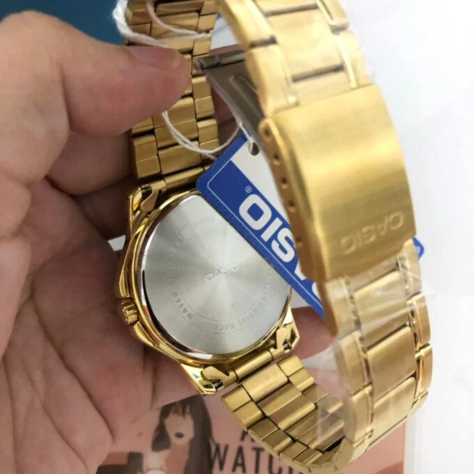 Montre Bracelet Casio - Homme - Chronographe, Résistant à leau, Affichage Date - Acier Inoxydable - Doré - MTP-V004G-1CUDF