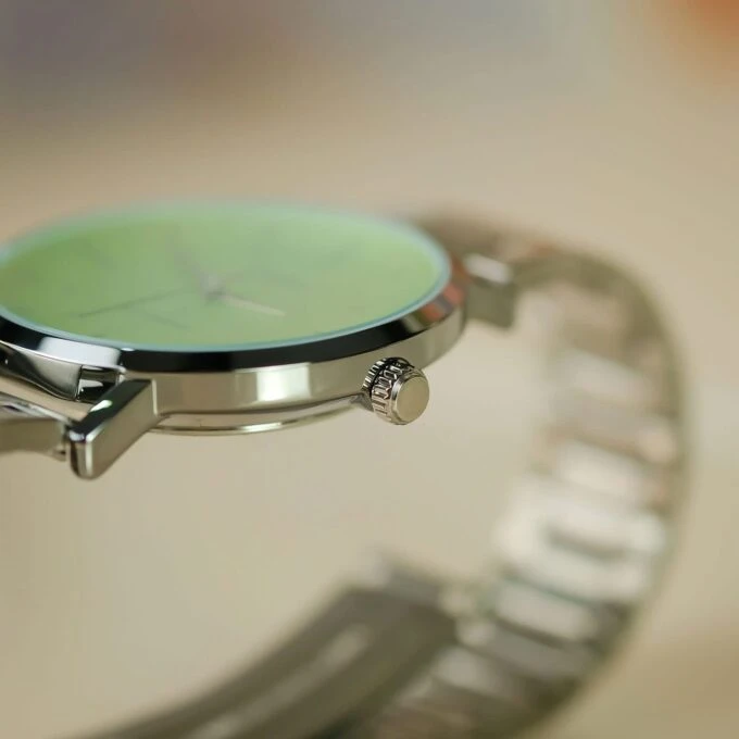 Montre Casio Femme - LTP-VT03D-3BDF – Acier inoxydable, Cadran vert, Affichage analogique, Calendrier jour-date-mois, Bracelet multicolore