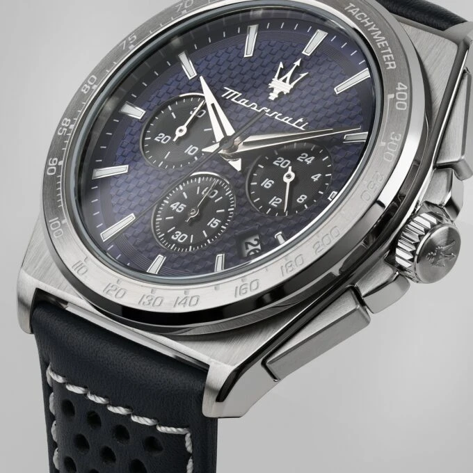 Montre Maserati Homme - Chronomètre - 1/1 seconde, 30 minutes - Calendrier - 43mm Étanche 100m - Cadran Bleu Bracelet Cuir - R8871652001