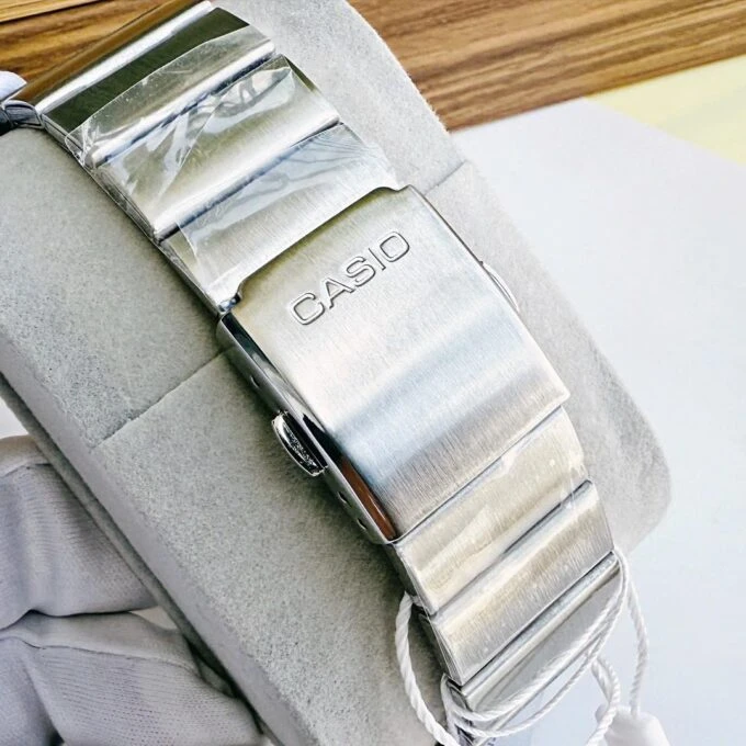 Montre homme Casio – Phases de lune, acier inoxydable, affichage analogique, étanche – Argenté – MTP-M305D-1A2V