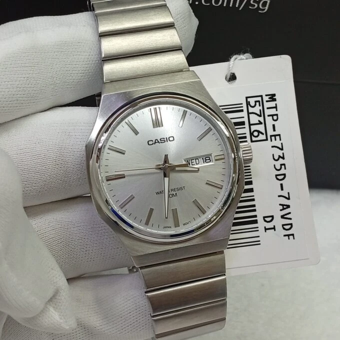 montre homme casio mtp e735d 7av acier inoxydable, cadran argenté, affichage jour/date, bracelet métal montres boutique aïwatch