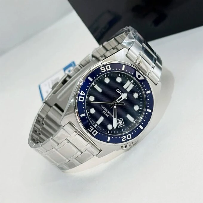 Montre Analogique Casio Homme – Acier Inoxydable, Bracelet Métal, Étanche, Argent – MTD-135D-2AVDF