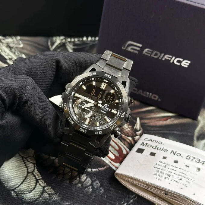 Montre Classique Homme - Casio Edifice - ECB-40BK-1ADF – Bluetooth, Chronographe, Étanche, Bracelet Résine Noire – Référence ECB-40BK-1ADF