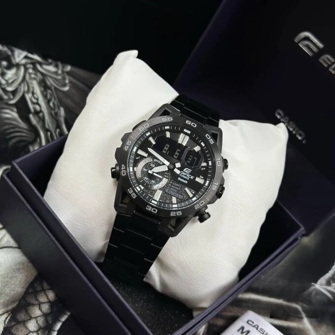 Montre Classique Homme - Casio Edifice - ECB-40BK-1ADF – Bluetooth, Chronographe, Étanche, Bracelet Résine Noire – Référence ECB-40BK-1ADF