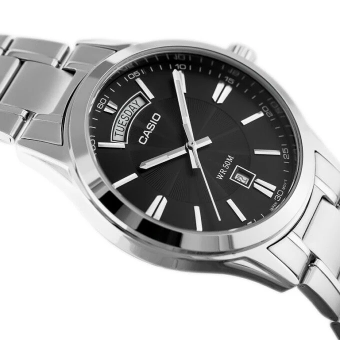 montre homme casio mtp 1381d 1avdf bracelet en acier inoxydable affichage analogique résistant à l'eau