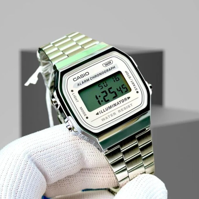 aiwatch_A168WA-8AYDF - Montre Classique Homme Casio A168WA-8AYDF - Bracelet Acier Inoxydable, Affichage Digital, Étanche, Style Vintage - Argent - Référence A168WA-8AYDF