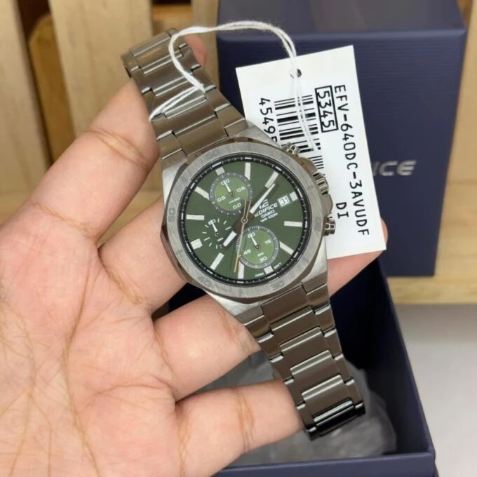 Montre Classique Homme Casio EDIFICE - EFV-640DC-3AVUDF – Chronographe, Acier Inoxydable, Bracelet Maille, Cadran Vert, Étanche 100m – Référence EFV-640DC-3AVUDF