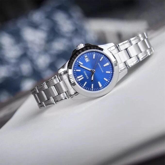 Montre-Bracelet Femme - Casio Collection - Bracelet Gris En Acier inoxydable - LTP-1215A-2A2DF