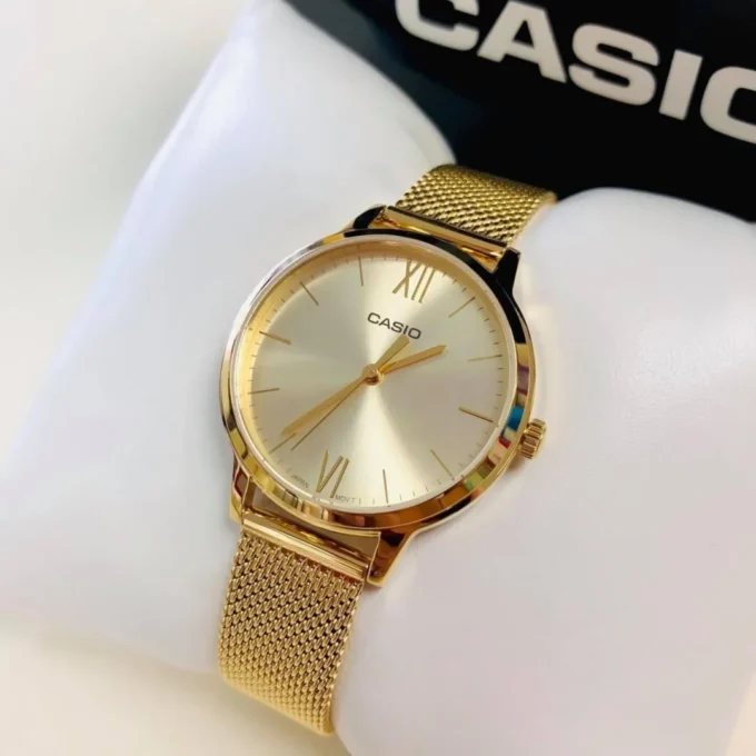 Montre CASIO Femme - Bracelet DoRée En Acier Inoxydable -Résistante à l'eau - 12 Mois De Garantie - LTP-E157MG-9ADF