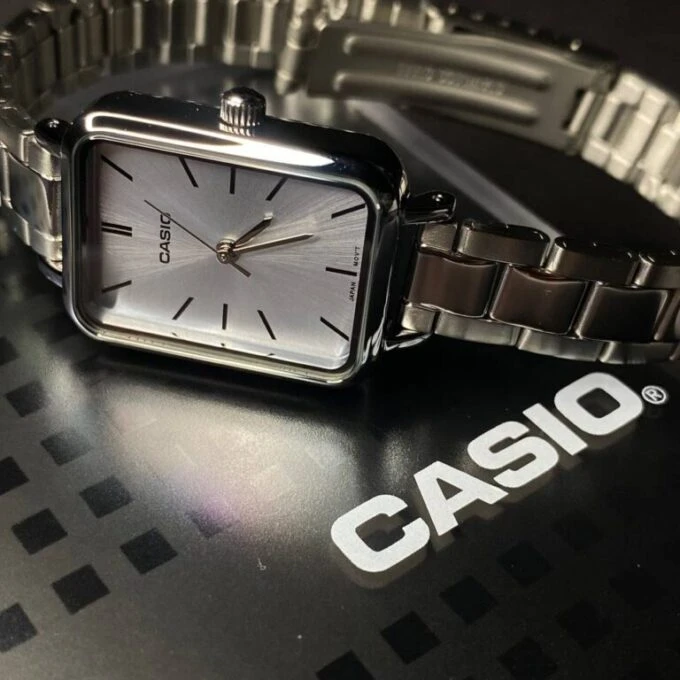 aiwatch_LTP-V009D-2EUDF - Montre Femme Casio - LTP-V009D-2EUDF - Bracelet en acier inoxydable - Résistant à l'eau