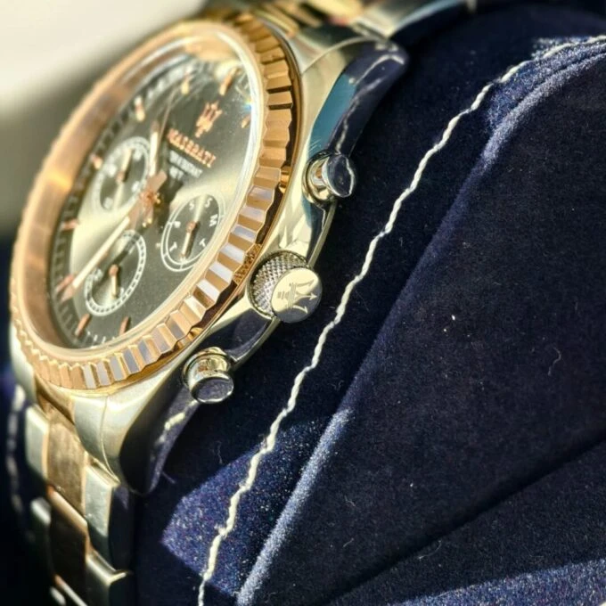 aiwatch_R8853100020 - Montre-Bracelet Homme Maserati - R8853100020 - Bracelet Bicolore En Acier Inoxydable - Résistance à l'Eau 50 ATM