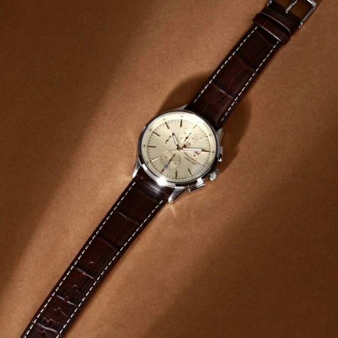 Montre Homme Maserati Sorpasso – R8871624010 – Bracelet en Cuir – Boucle Ardillon – Poids 85 g – Emballage d'Origine