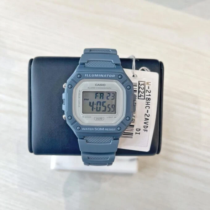 Montre Unisexe Casio Vintage Numérique W-218HC-2AV - Bracelet Bleu En Résine - Résistance à l'eau 5 ATM