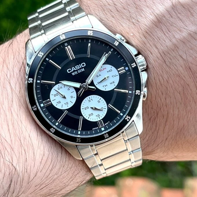 Montre Classique Homme - Casio MTP-1374D-1A3VDF - Acier Inoxydable, Bracelet Métal, Cadran Noir, Étanche - Boutique Aïwatch