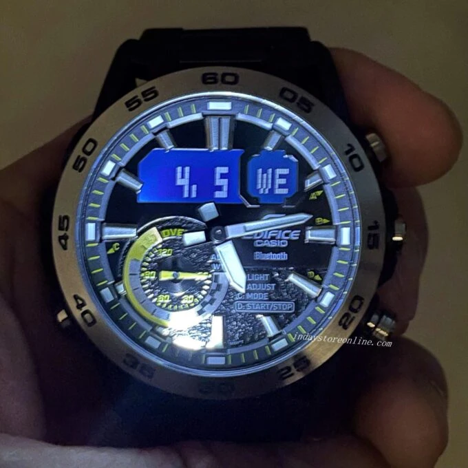 Montre Casio Edifice Homme Chronographe, Bluetooth, Acier Inoxydable, Fibre de Carbone, World Time - Noir - ECB-40DC-1ADF