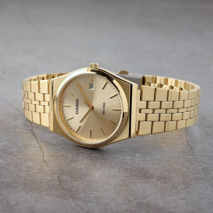 Montre Casio MTP-B145G-9AVDF - Homme - Acier inoxydable, Étanche 5 bar, Bracelet ajustable, Autonomie 3 ans - Placage ionique or - Verre minéral - Ref MTP-B145G-9AVDF