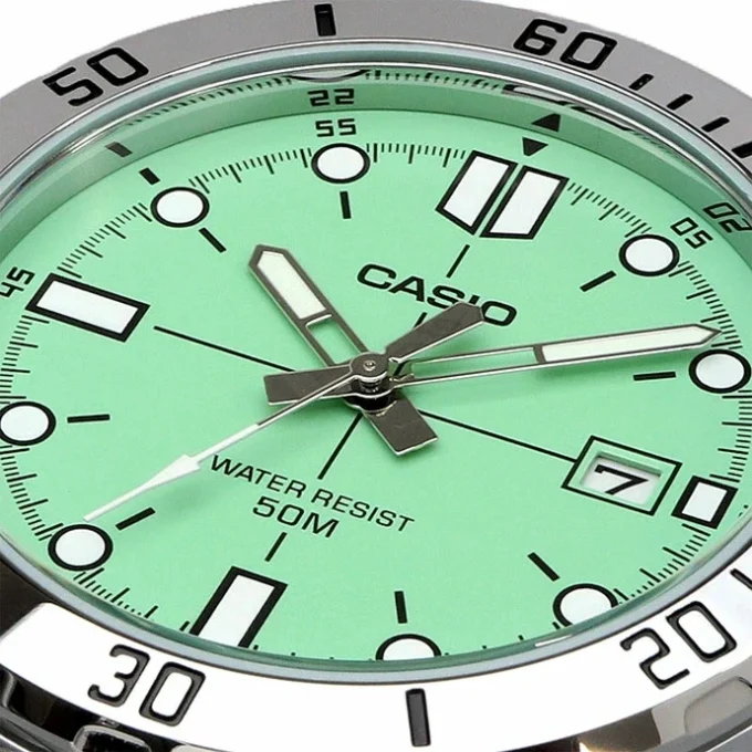 Montre Classique - CASIO - Homme - Design Élégant, Bracelet Acier, Résistante à lEau - Acier Inoxydable - Vert - Réf. MTP-VD01D-3E1VUDF