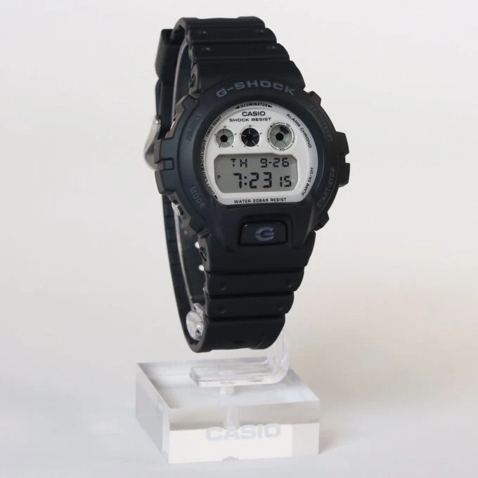 Montre Casio G-Shock Homme DW-6900WD-1DR – Résistante aux chocs, Étanche 200m, Chronomètre, Alarme – Résine – Noir – Référence DW-6900WD-1DR