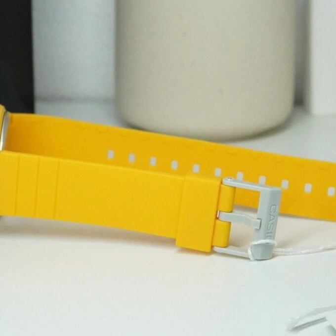 Montre analogique homme Casio MQ-24B-9BDF – Résine biosourcée, Étanche, Précision ±20s/mois, Bracelet 145-205mm, Verre résine, 3 ans batterie – Noir