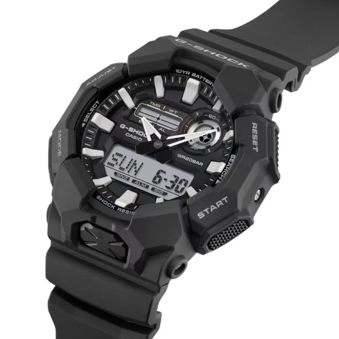 Montre Analogique-Digitale - G-SHOCK - Homme - Résistante aux Chocs, Étanche 200m, Batterie 10 Ans, LED Haute Luminosité - Bio-résine - Noir - Référence GA-010-1ADR