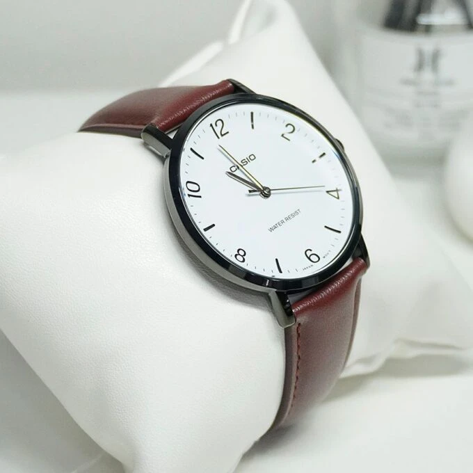 Montre Analogique Casio Pour Homme, Minimaliste, Bracelet en Cuir Marron, Cadran Blanc Concave, 3 Aiguilles - MTP-VT03BL-7BDF