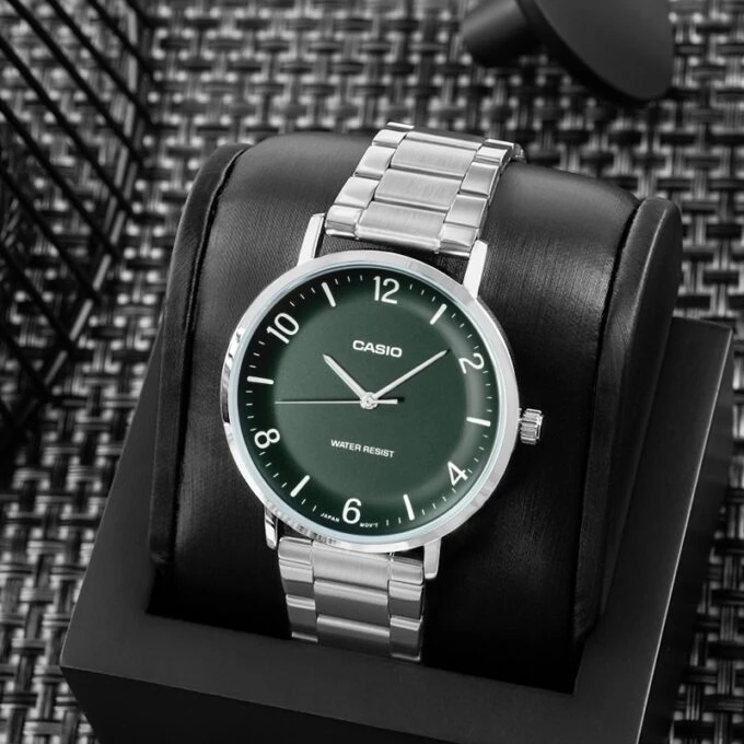 Montre Analogique Casio Pour Femme, Minimaliste, Bracelet en Acier, Cadran Vert Concave, 3 Aiguilles - MTP-VT03D-3BDF