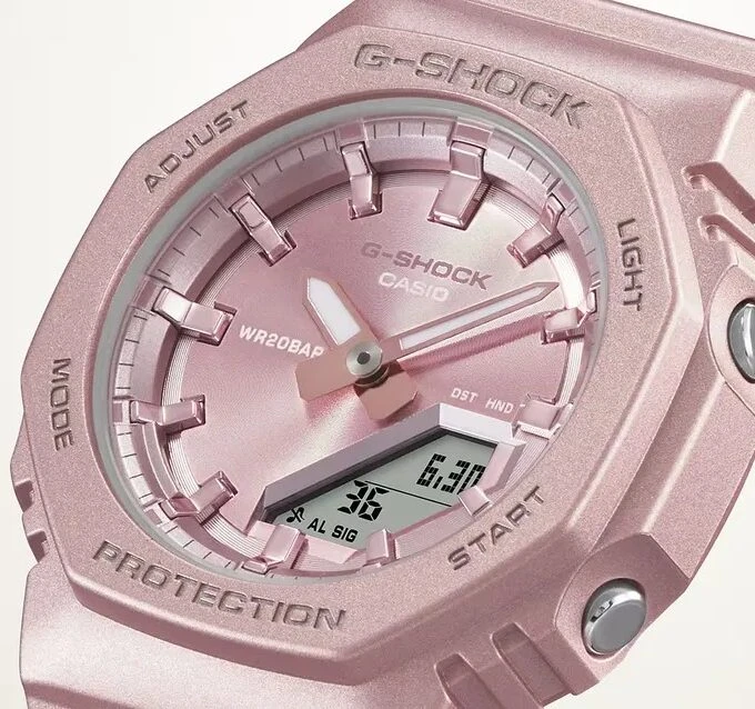 Montre Classique - Casio G-Shock Femme - Résistante aux Chocs, Étanche 200M, Double LED, Design Rose Nacré - Résine Biosourcée - GMA-P2100ST-4ADR