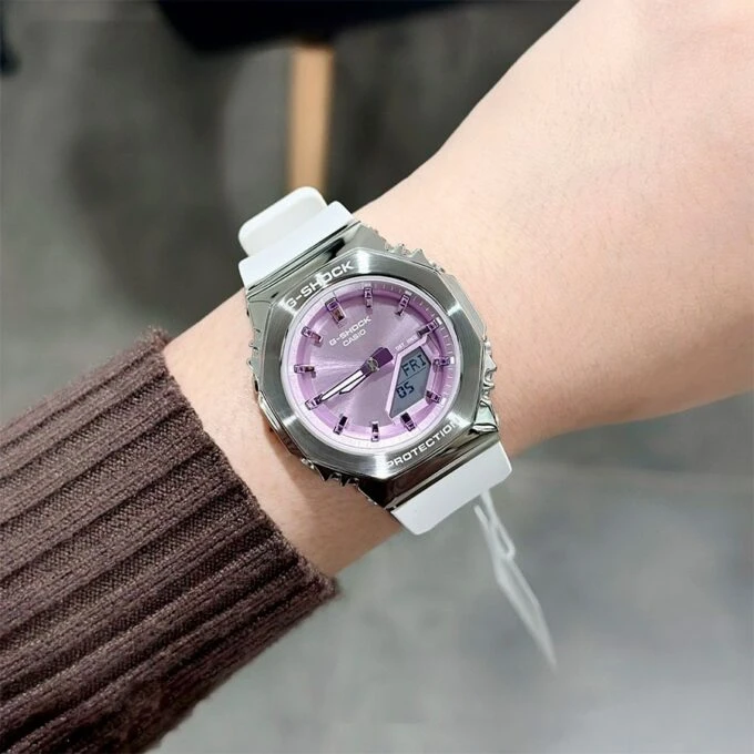 Montre Casio G-Shock Homme GM-S2110-7A6DR - Résine/Acier inoxydable, Résistante aux chocs, Étanche 200m, Double éclairage LED, Bracelet biosourcé - Blanc