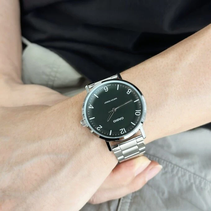 Montre Analogique Casio Pour Femme, Minimaliste, Bracelet en Acier, Cadran Vert Concave, 3 Aiguilles - MTP-VT03D-3BDF