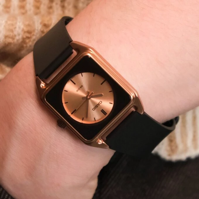 Montre homme Casio - Aluminium, Résine, Verre minéral - Résistance à l’eau 50m, Précision ±20s/mois - Marron - MTP-B170-5EVDF