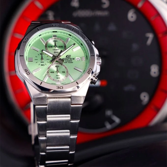 Montre Homme Casio Edifice - Chronographe, Acier Inoxydable, Étanche 100m, Bracelet Acier, Verre Minéral, Bleu, 47mm - EFV-640D-3AVUDF