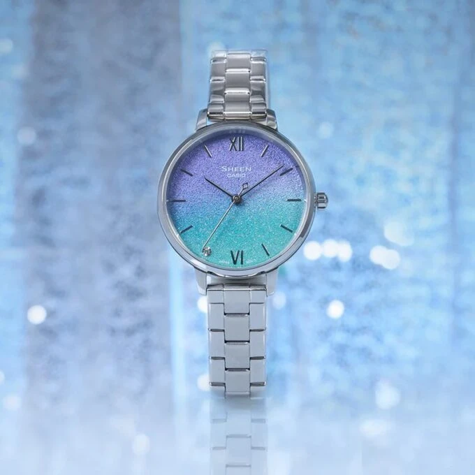 Montre Femme Casio Sheen - SHE-4548D-2AUDF - Bracelet Gris En Acier Inoxydable - Résistance à l'eau 50 Mètres