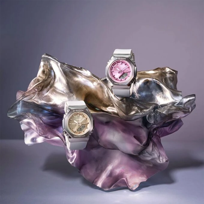 Montre Casio G-Shock Homme GM-S2110-7A6DR - Résine/Acier inoxydable, Résistante aux chocs, Étanche 200m, Double éclairage LED, Bracelet biosourcé - Blanc