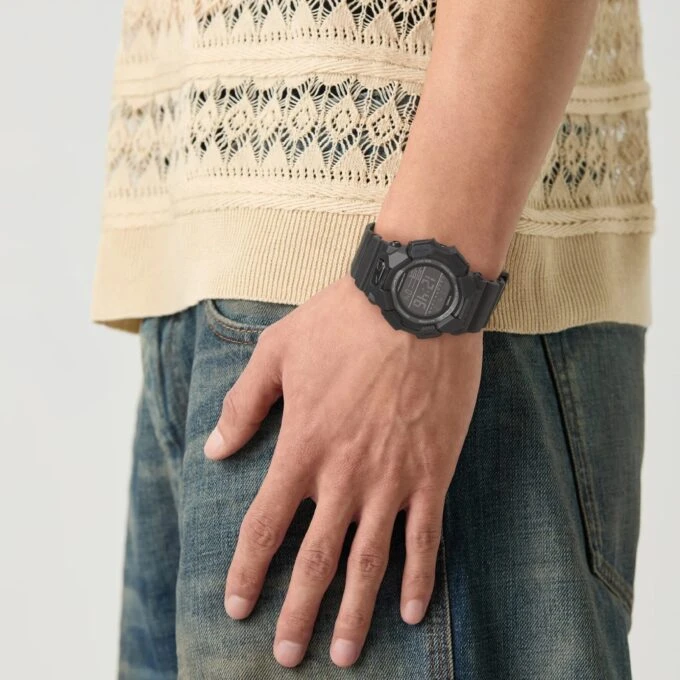 Montre G-SHOCK Homme Super Illuminator, Heure Universelle, Chronomètre, Compte à rebours, 5 Alarmes, Calendrier, Format 12/24h - GD-010-1A1DR