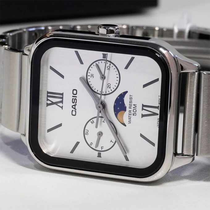 Montre Casio MTP-M305D-7A2VDF Homme - Phase Lunaire, Chronographe, Résistance 50m, Autonomie 3 ans - Acier Inoxydable - Argent - MTP-M305D-7A2VDF