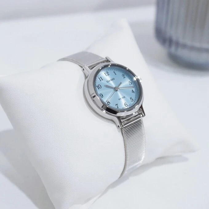 montre femme casio ltp b170d 2bvdf – acier inoxydable, bracelet maille, verre minéral, étanche 50m, précision ±20s/mois – bleu