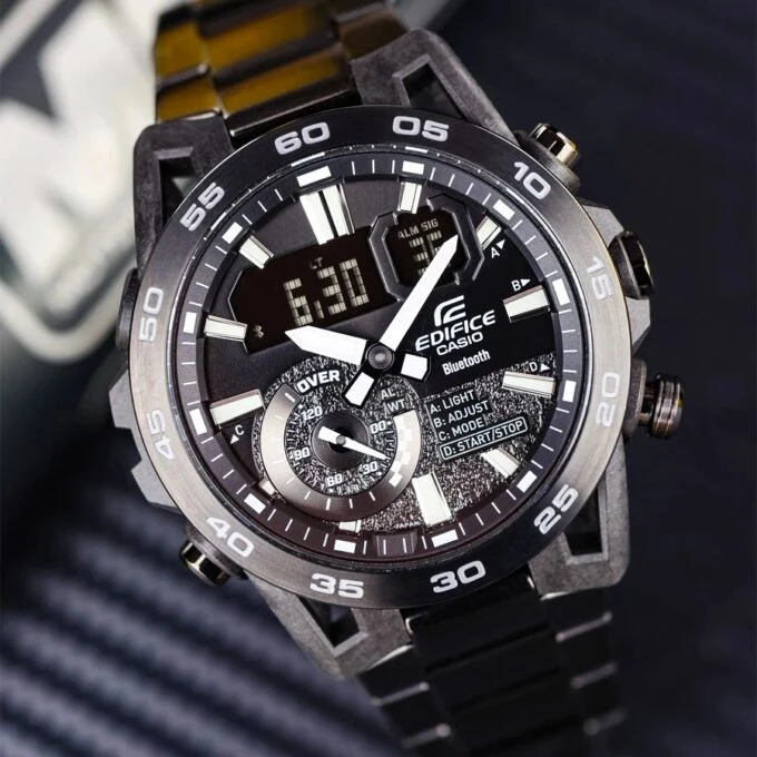 Montre Classique Homme - Casio Edifice - ECB-40BK-1ADF – Bluetooth, Chronographe, Étanche, Bracelet Résine Noire – Référence ECB-40BK-1ADF