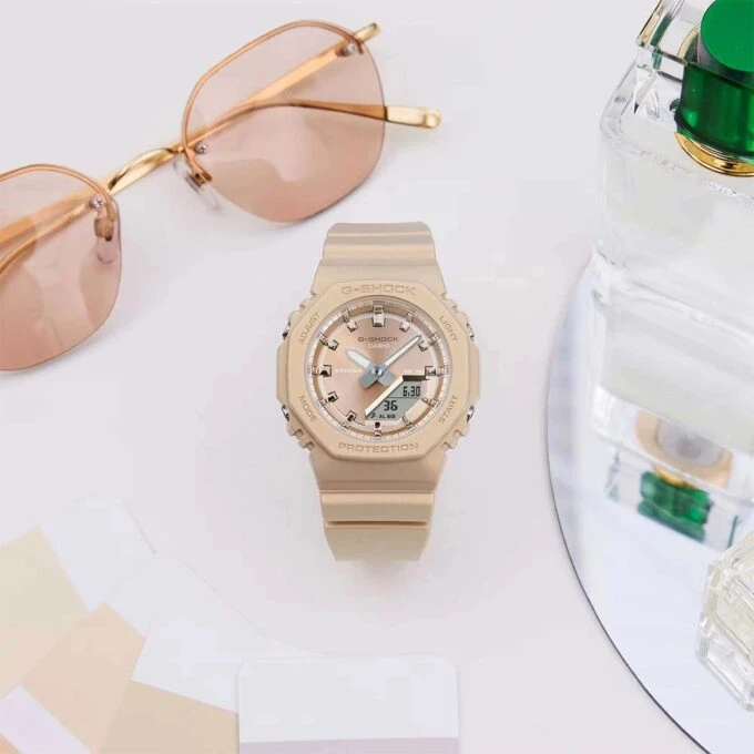 Montre Classique - CASIO G-SHOCK - GMA-P2100ST-9ADR - Unisexe - Résistante, Élégante, Polyvalente, Durable - Acier Inoxydable - Dorée