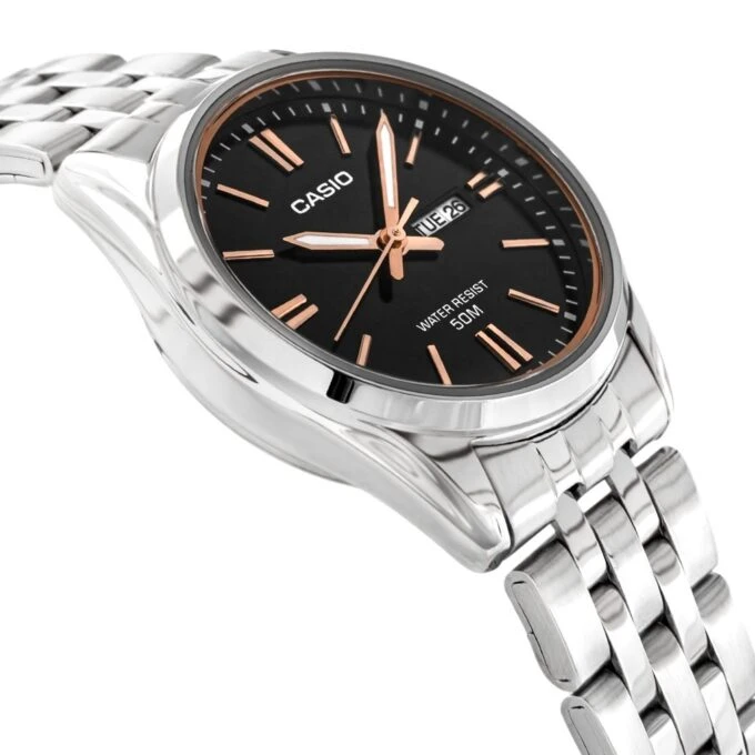 Montre Femme - Casio Collection LTP-1335D-1A2VDF - Quartz Précis, Luminescente, Résistante à l’Eau 5 Bar, Verre Minéral - Acier Inoxydable - Argent - Référence LTP-1335D-1A2VDF