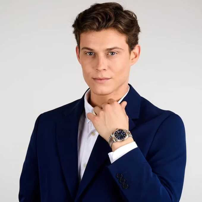 Montre homme Philip Watch Caribe Urban - 39mm, Acier rhodié, verre saphir, bracelet inox or rose argent, étanche 10ATM - R8253597118