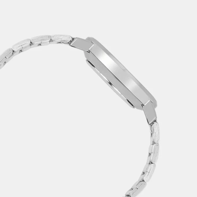 Montre Homme Casio LTP-VT04D-1ADF - Acier Inoxydable, Bracelet Métal, Résistante à l’Eau, Verre Minéral, Précision ±20s/mois, 40mm, Argenté