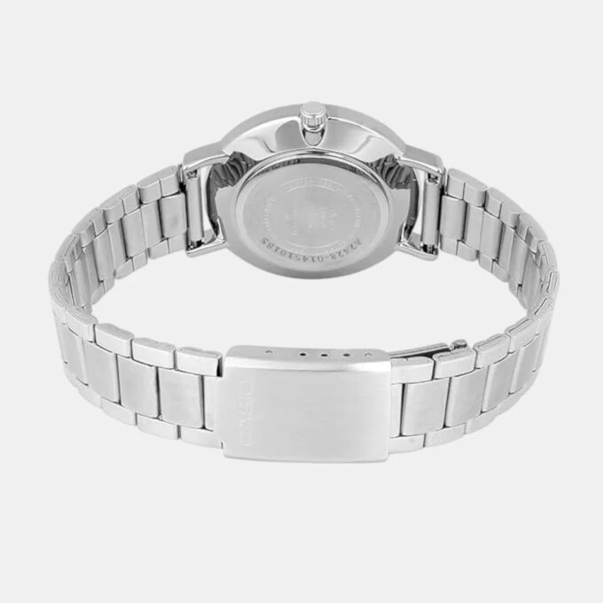 Montre Homme Casio LTP-VT04D-1ADF - Acier Inoxydable, Bracelet Métal, Résistante à l’Eau, Verre Minéral, Précision ±20s/mois, 40mm, Argenté