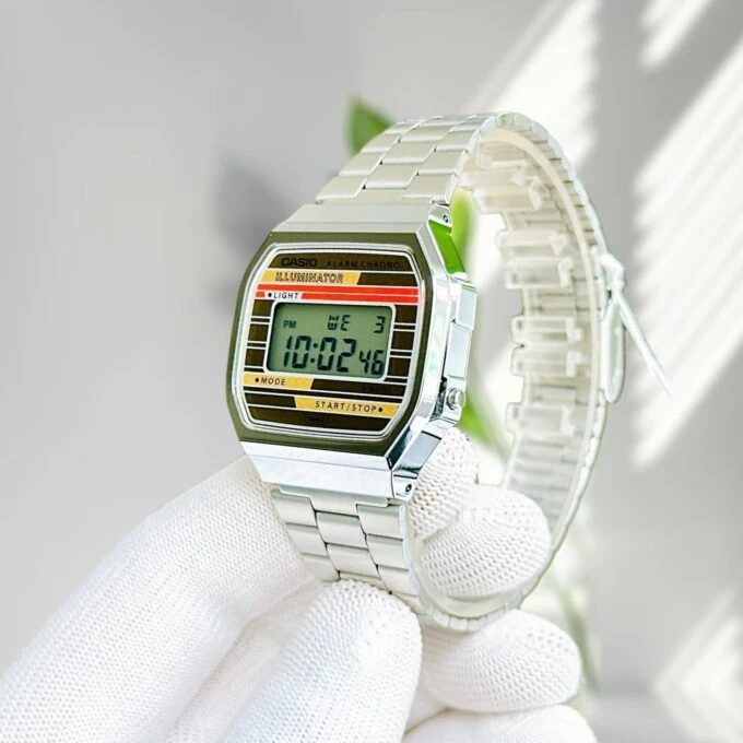 Montre Classique Homme Casio A168WEHA-9ADF - Digital, Acier Inoxydable, Bracelet Argenté, Affichage LED, Étanche, Référence A168WEHA-9ADF