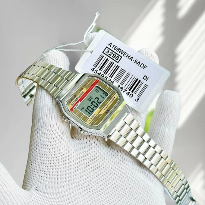 montre classique homme casio a168weha 9adf digital, acier inoxydable, bracelet argenté, affichage led, Étanche, référence a168weha 9adf