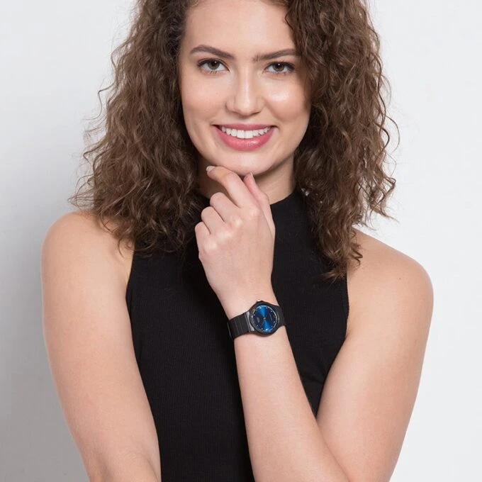 Montre CASIO Unisexe - Bracelet Noir En Resine - Boitier En Resine - Résistante à l'eau - 12 Mois De Garantie - MQ-76-2ALDF